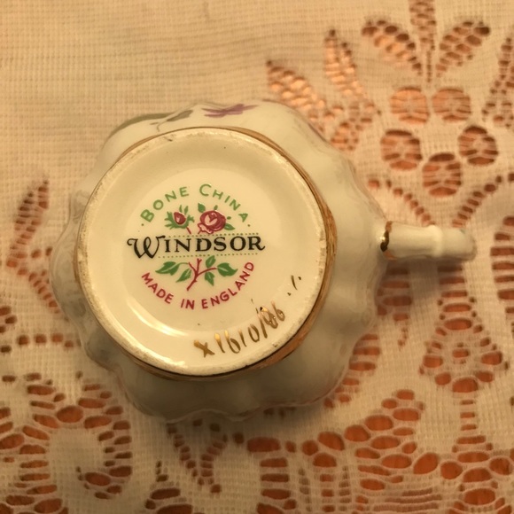 Windsor Bone China Tea Cup - Picture 6 of 6